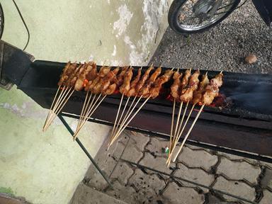 SATE AYAM KHAS AMBAL