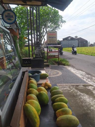 WARUNG MAKAN NADIA AYAM BETUTU