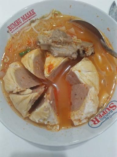 MIE BAKSO PENGKOLAN MAS ATO