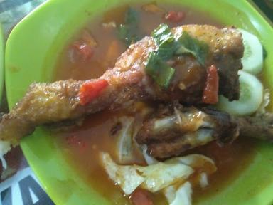 WARUNG MAKAN LESEHAN PONDOK RAOS