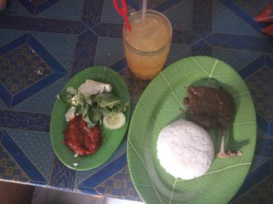 WARUNG MAKAN WARUNG MADURA