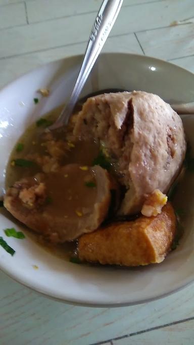 BAKSO RUDAL ARI YANTO