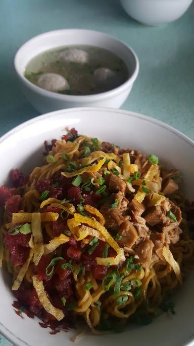 MIE AYAM MERAH KHAS SINGKAWANG