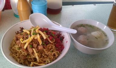 MIE AYAM MERAH KHAS SINGKAWANG