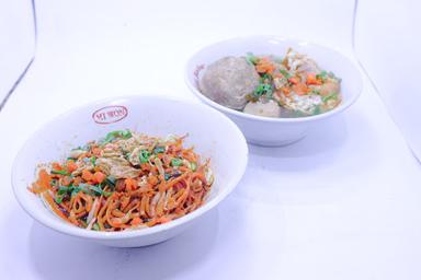 MIE KOCOK BAKSO JULJOL