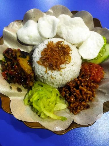 NASI UDUK NGEEE