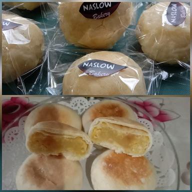 BAKPIA COKLAT NASLOW BAKERY