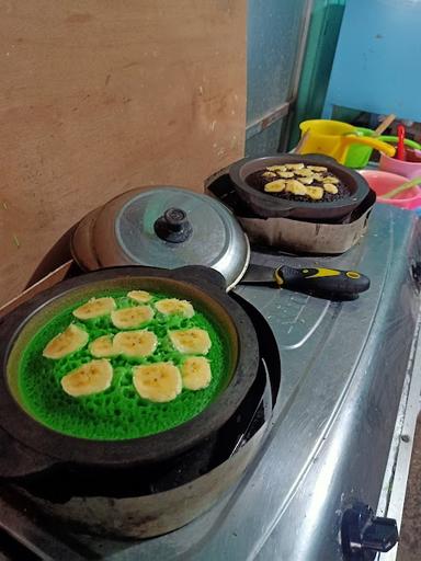 MARTABAK MANIS PASAR KELINCI