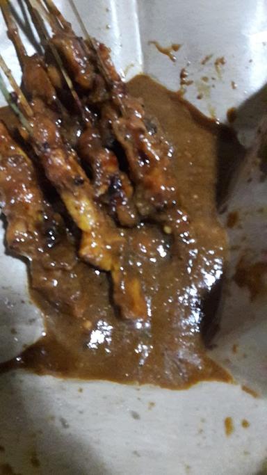 SATE AYAM MADURA