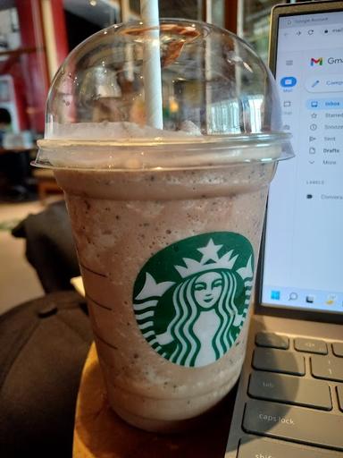 STARBUCKS - PHINISI POINT MALL MAKASSAR