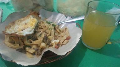 NASI GORENG KHAS JAKARTA NAILA, 2 SEKUMPUL UJUNG, CABANG MENTRI 4