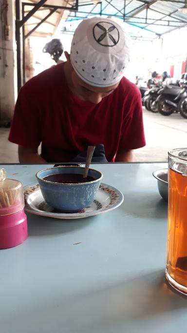 WARUNG H. IYUS