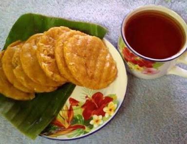 APAM BARABAI (KUE TRADISIONAL)