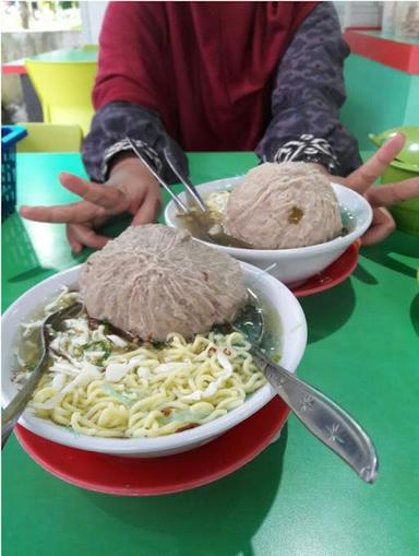 RM: KAYUH BAIMBAI - BAKSO BERANAK