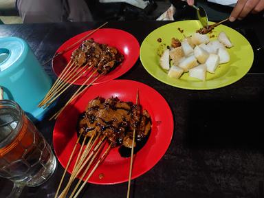 SATE AYAM SURAMADU