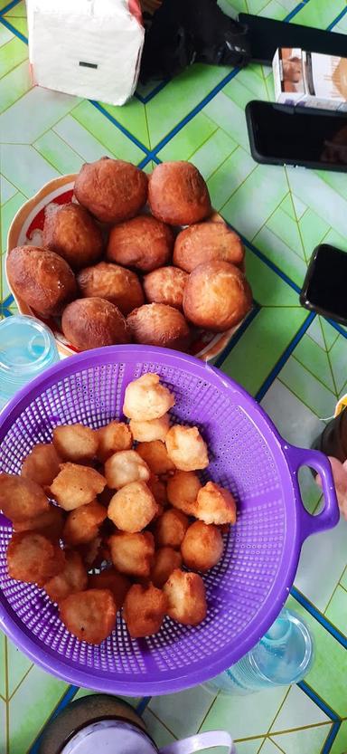 WARUNG NASI DAN KUE IBU IFAH