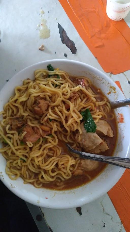 BAKSO BERANAK MI AYAM MBAK YUYUN