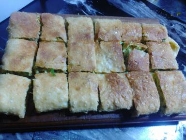 MARTABAK AZRA