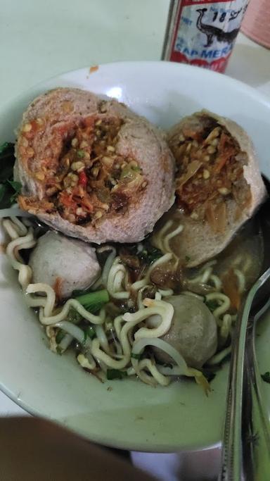 MIE AYAM BASO MAS MAN