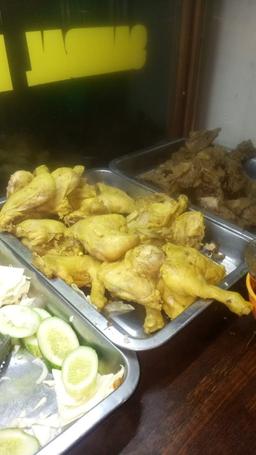 Photo's Nasi Bebek Meteor Ayam Penyet Sambel Ijo (Cak Fandi)