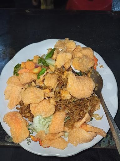 NASI GORENG TOMPEL