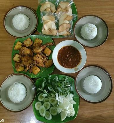 NASI UDUK PECEL LELE P.D, MATRAMAN