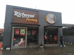 RICHEESE FACTORY UTAN KAYU