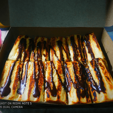 ROTI BAKAR BANDUNG SI BREE