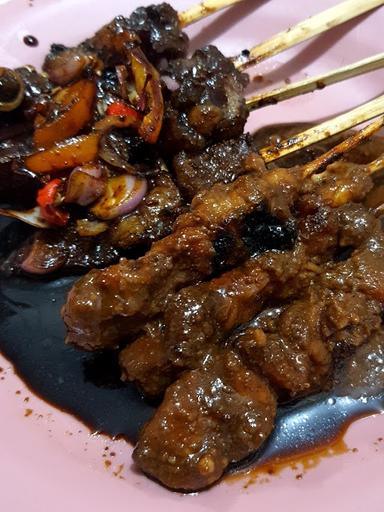 SATE MADURA CAK HOLIK