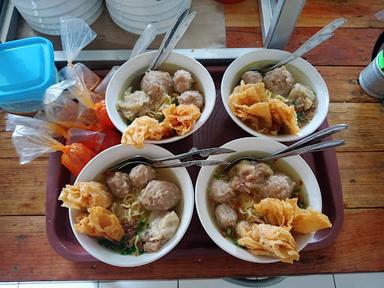 SINYO BAKSO & MIE AYAM