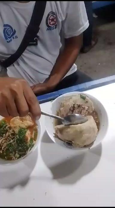 MI AYAM BAKSO LA BERSAHABAT KNG NTIS