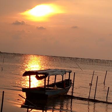 SAUNG IKAN BAKAR BANG JAEY