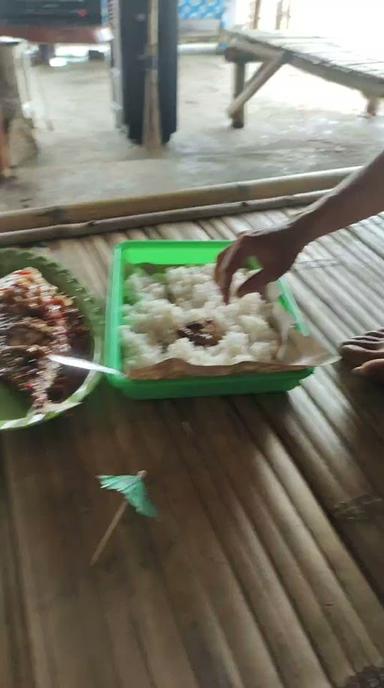 SAUNG IKAN BAKAR BOS KHAERUL