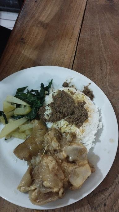 RM. SARI MINANG MASAKAN PADANG