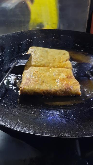 MARTABAK DAN KUE BANDUNG HOLLAND