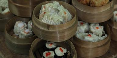 AROMA DIMSUM MARENDAL