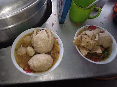 MIE AYAM BAKSO PUTRA