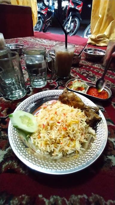 NASI BIRYANI & SHAWARMA UMMI MARYAM