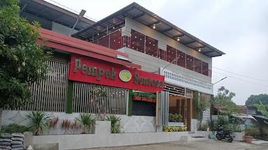 PEMPEK SENTOSA