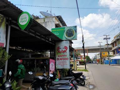 HAPPY SEAFOOD MEDAN