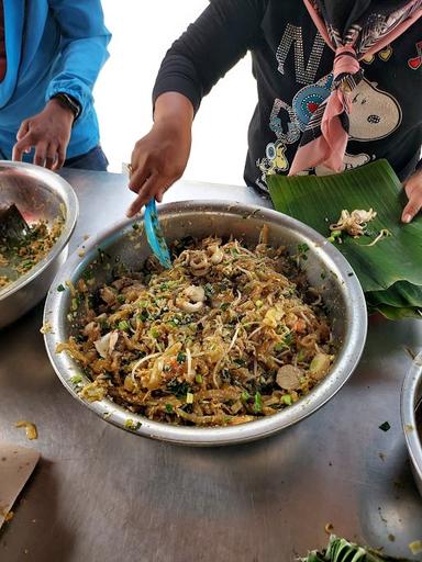 MIE BALAP SEAFOOD HENDRA