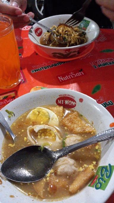 BAKSO AYAM WONOGIRI