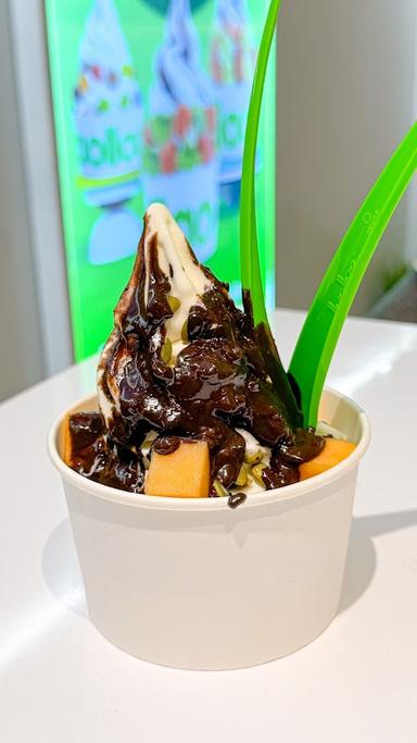 LLAOLLAO MEDAN DELIPARK