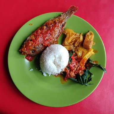 RUMAH MAKAN PADANG PANJANG