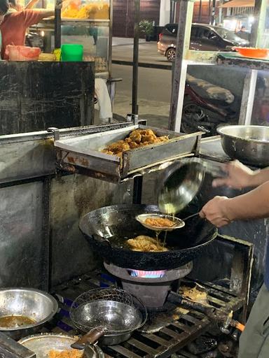 AYAM PENYET PRINGGAN ( PUTRA MINANG)