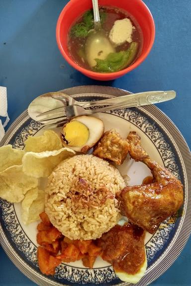 NASI AYAM KOK LONG