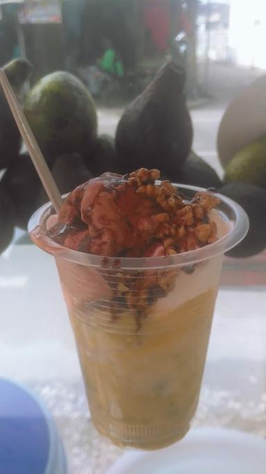 RUJAK & POKAT KOCOK ICE CREAM AZRIEL