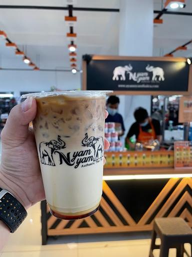 NYAM NYAM THAI TEA, BALIKADO MENTENG RAYA