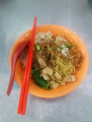 ASENG MIE PANSIT HALUS