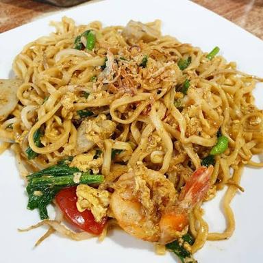 MIE HOLIC & NASI GORENG SEAFOOD 78